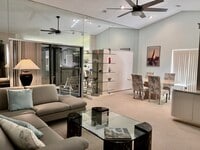 Building Photo - 10678 Ocean Palm Way