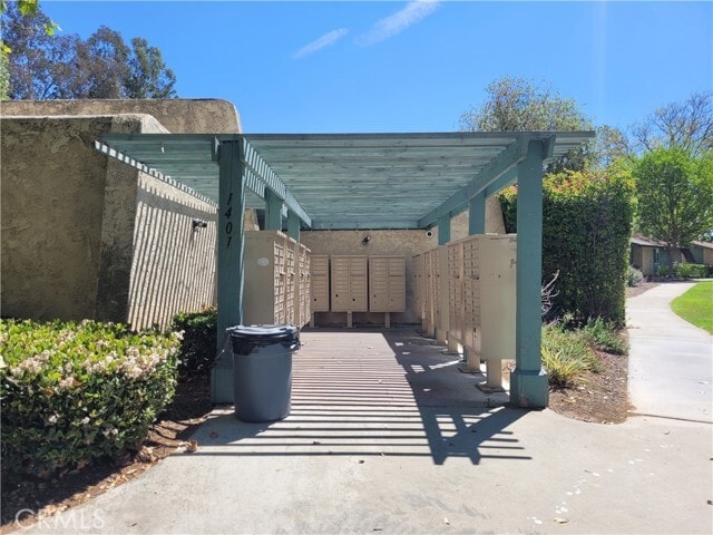 Building Photo - 2367 Gonzaga Ln