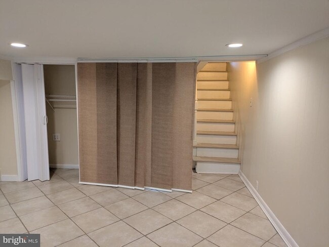 Building Photo - 3809 Foster Ave