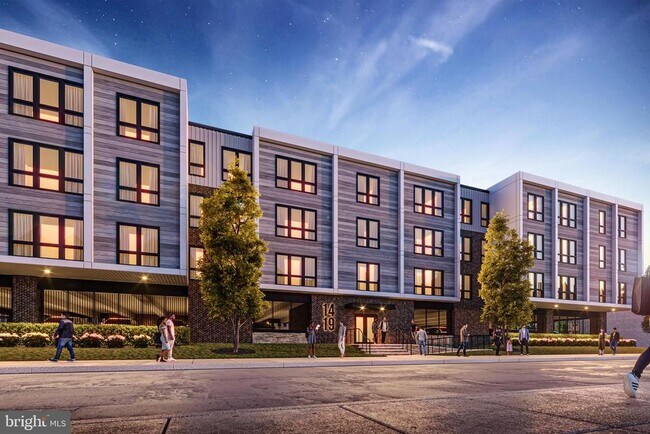 Building Photo - 1419 W Grange Ave