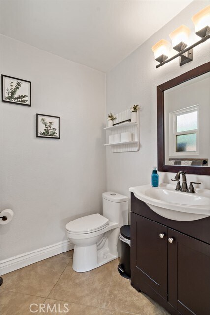 Building Photo - 2025 Fairmont Dr