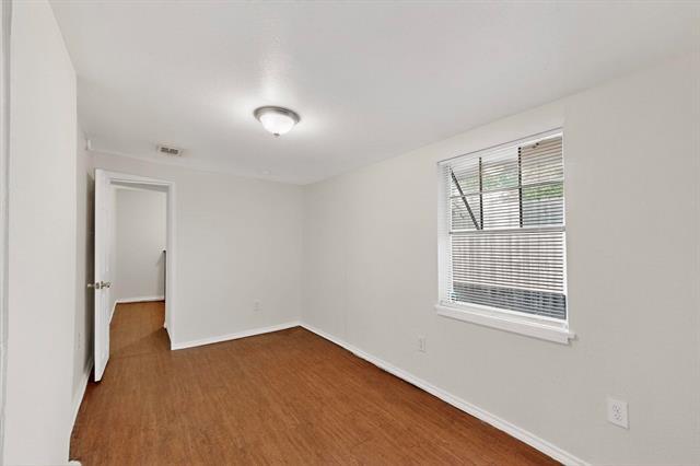 Building Photo - 5645 Santa Fe Ave