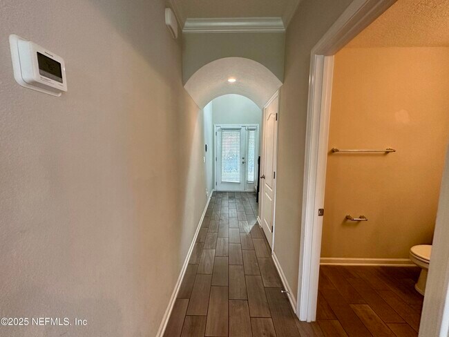 Building Photo - 8135 Cape Fox Dr