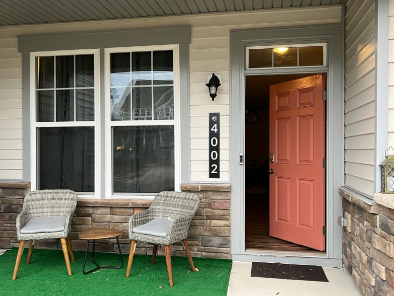 Building Photo - 4002 Carrie Ml Xing