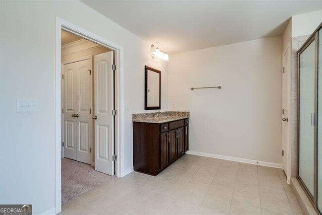 Building Photo - 4215 Miramount Overlook