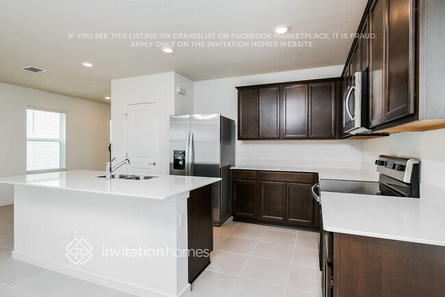 Building Photo - 2334 Southbury Dr