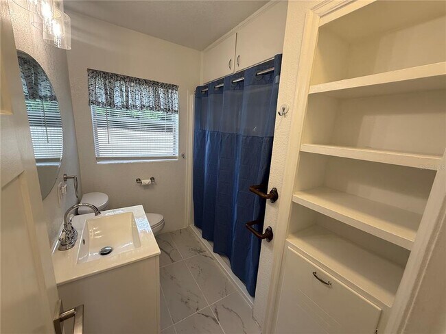 Building Photo - 465 Briarcliff Ave