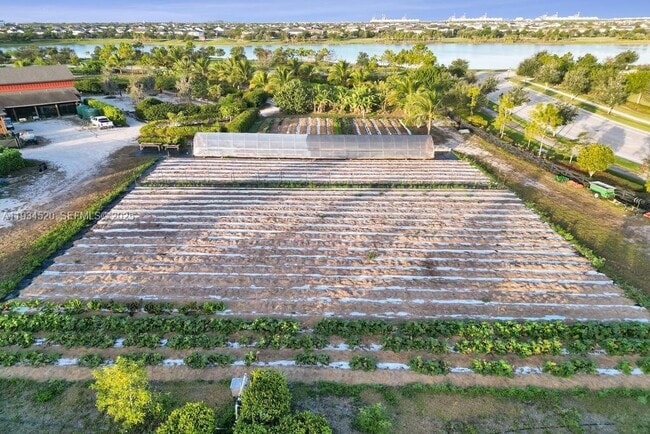 Building Photo - 19594 Broad Shore Walk