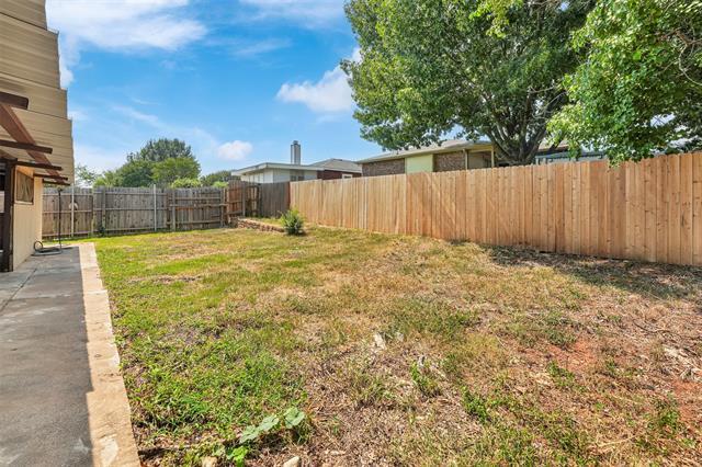Building Photo - 8112 Autumn Creek Trail