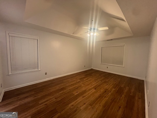 Building Photo - 3320 Northcliff Dr