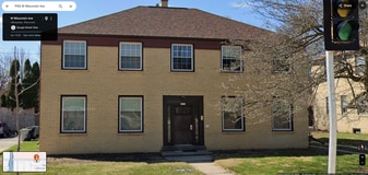 Building Photo - 9155 W Wisconsin Ave