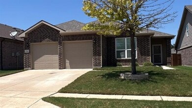 Building Photo - 1701 Quail Springs Cir