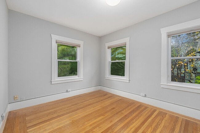 Building Photo - 3901 Everett Ave