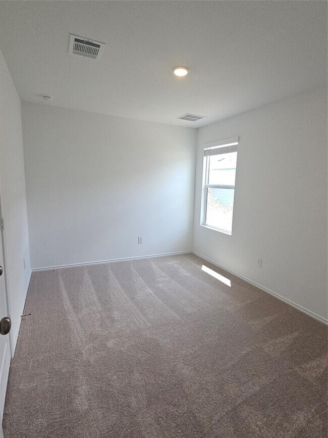 Building Photo - 2312 Dust Devil Dr