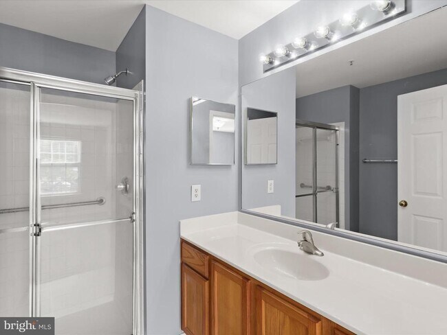Building Photo - 9150 Gracious End Ct