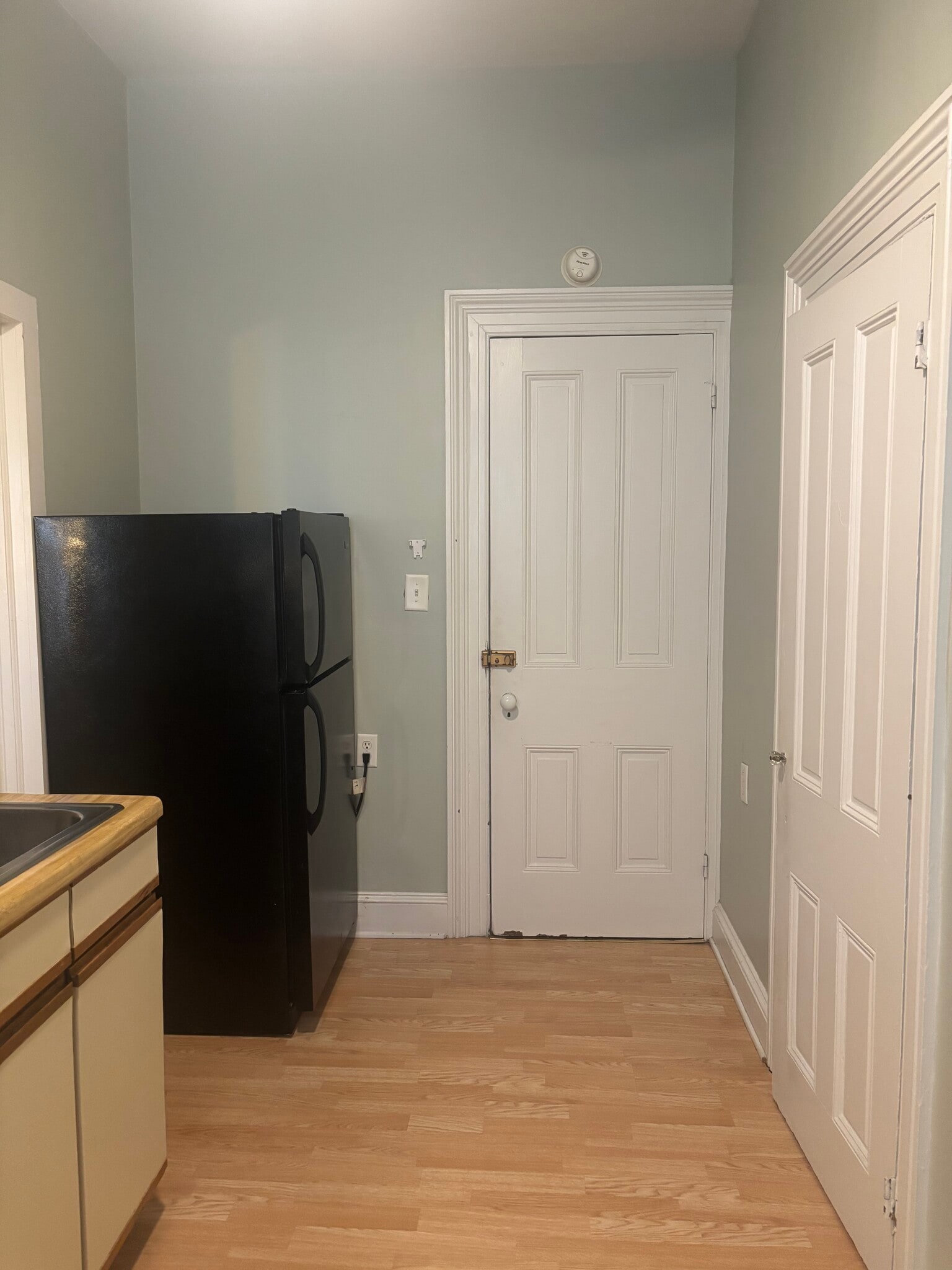 Kitchen view - 127 Goldsborough St
