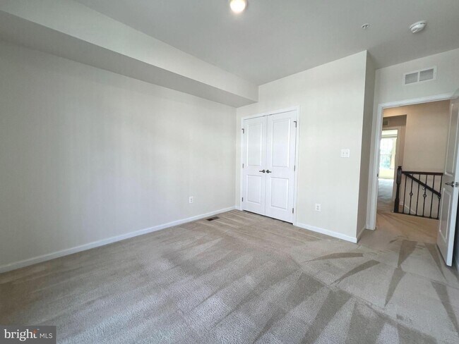 Building Photo - 8005 Orchard Grove Rd