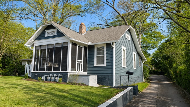 Building Photo - 3296 Stillwood Dr