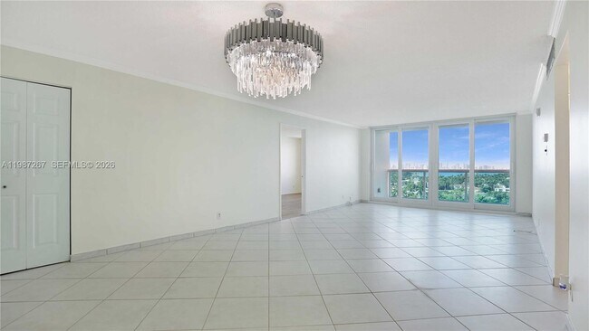 Building Photo - 6770 Indian Creek Dr