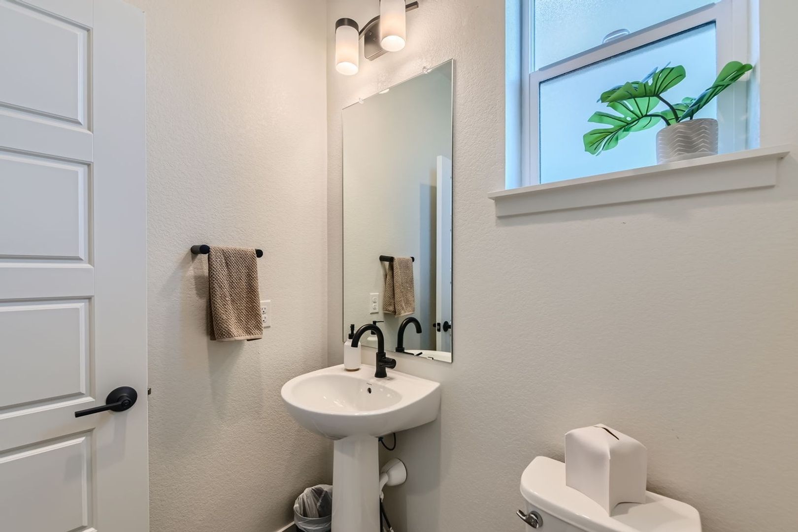 Building Photo - 2092 Alcott Way