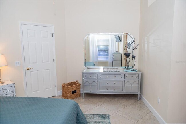 Building Photo - 714 Bay Hill Ct