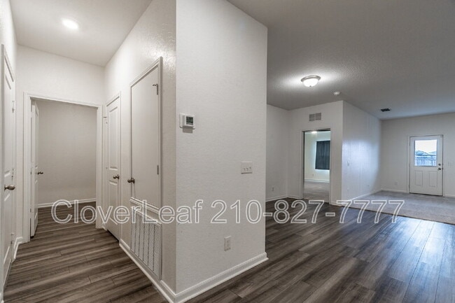 Building Photo - 8319 Falcon Meadow Dr