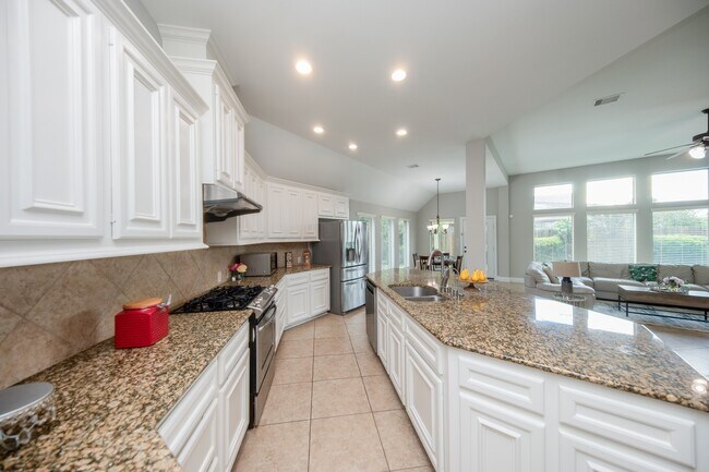 Building Photo - 27907 Brandy Creek Lane