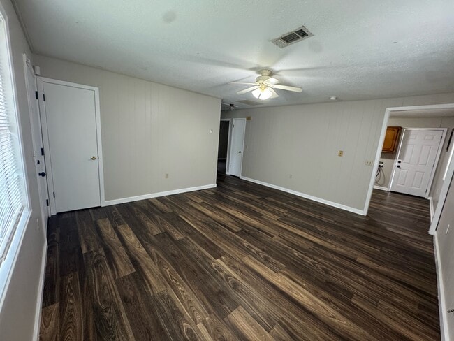 Building Photo - 101 Dorman Ave