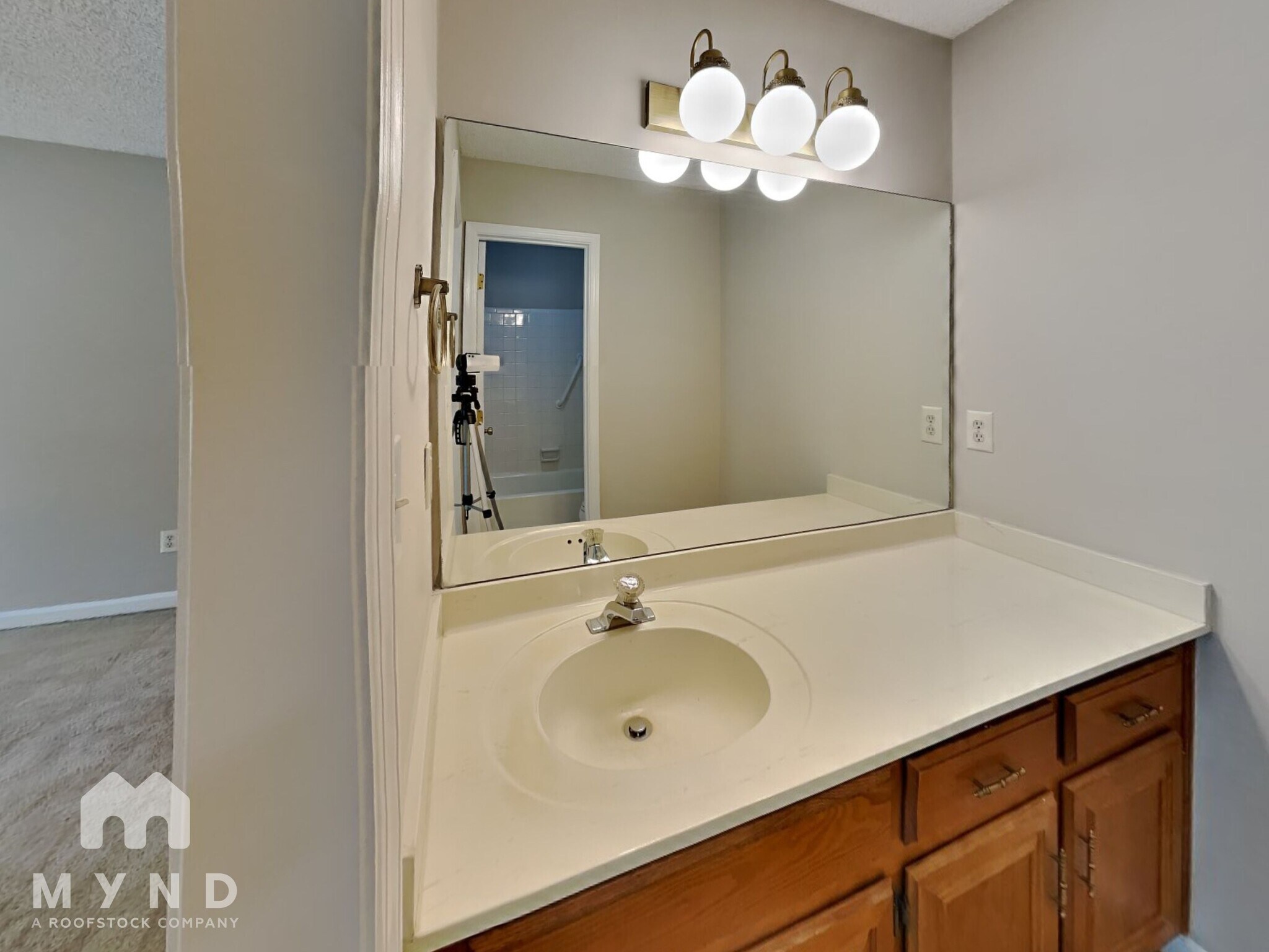 Building Photo - 727 Twin Brooks Ct