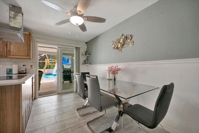 Building Photo - 4408 E Riverside Dr