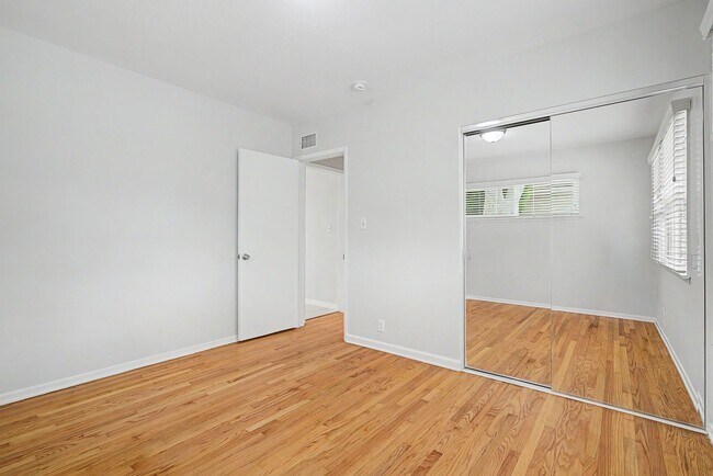 Building Photo - Rolling Hills Ranch House — Updated 3BR Home on a Massive Lot