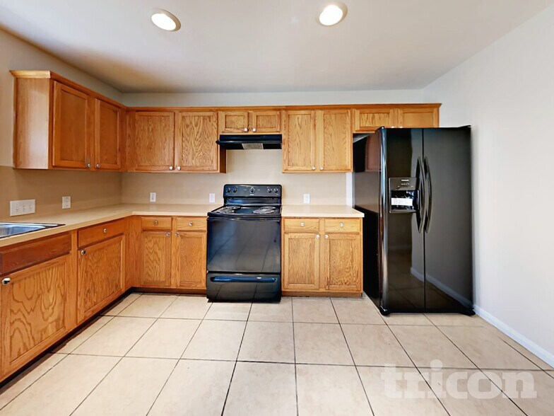 Building Photo - 6214 Majesty Ln