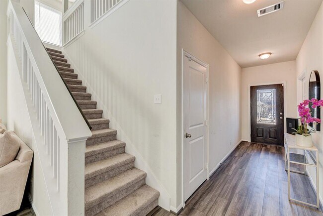 Building Photo - 18624 Birch Orch Ct