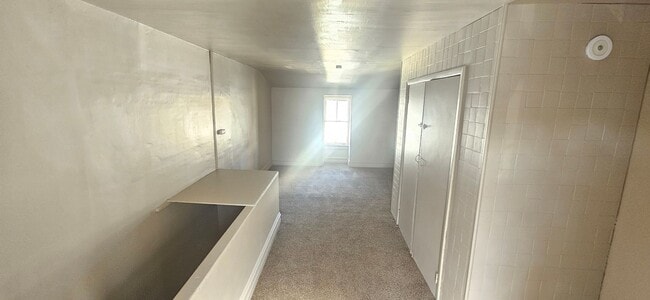 Building Photo - 3-Bedroom/1-Bathroom Home in Allentown