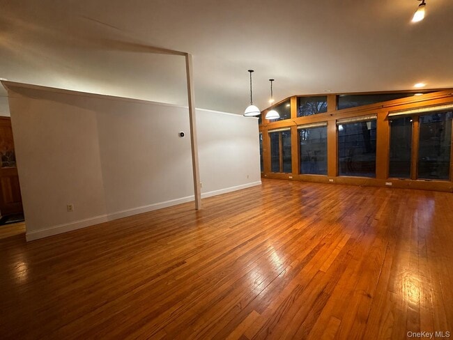 Building Photo - 43 Tephanic Ave
