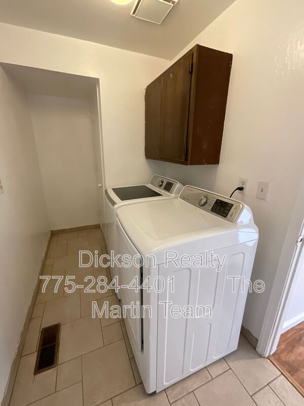 Building Photo - 3268 Bunker Hill Ln