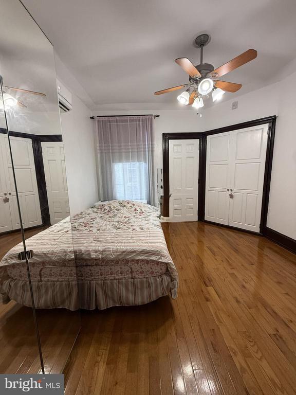 Building Photo - 2008 Spring Garden St