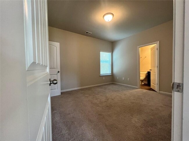 Building Photo - 185 Cherokee Reserve Cir