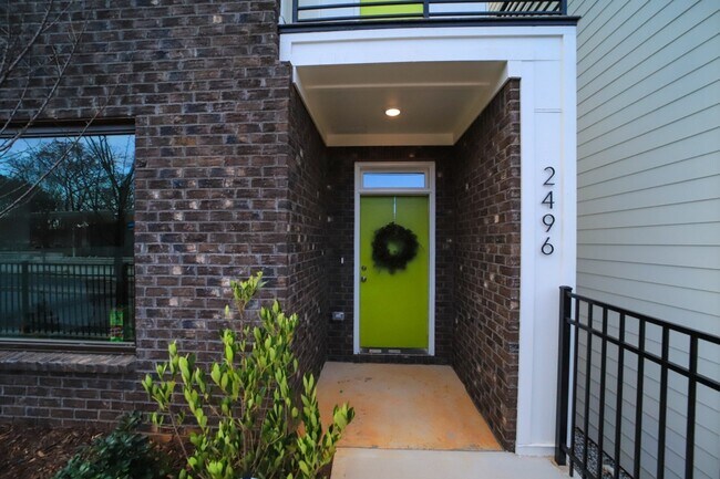 Building Photo - 2488 Perry Blvd NW