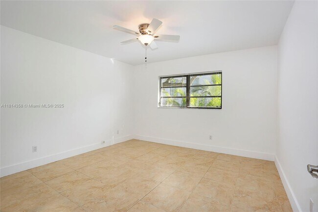 Building Photo - 1171 Campo Sano Ave