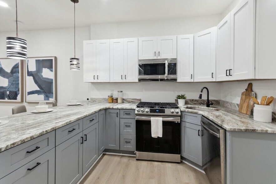 Building Photo - 6202 Callowhill St