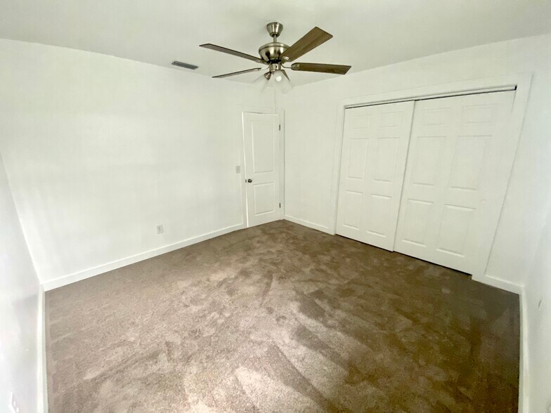 Building Photo - 1214 Eden Dr