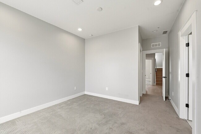 Building Photo - $3,565.95 with $300 off the first month's rent, 2 Beds - 3 Baths, Townhouse in Denver with Unmatc...