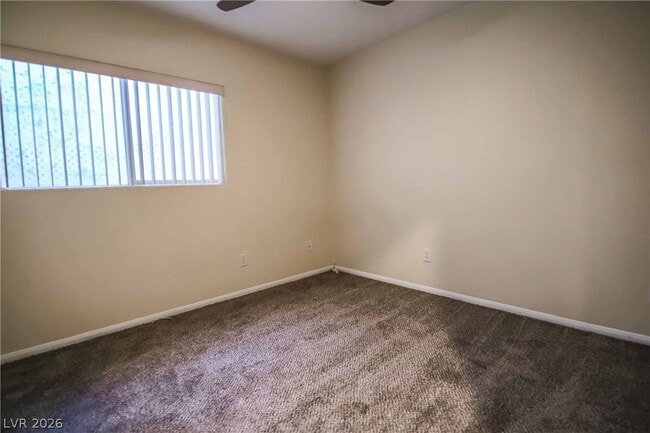 Building Photo - 240 Springtime St