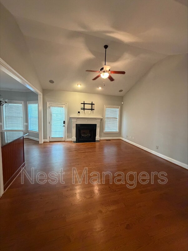 Building Photo - 2409 Thorngrove Ct