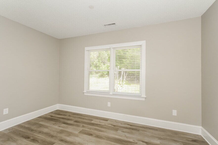 Building Photo - 6009 Burnt Mill Run