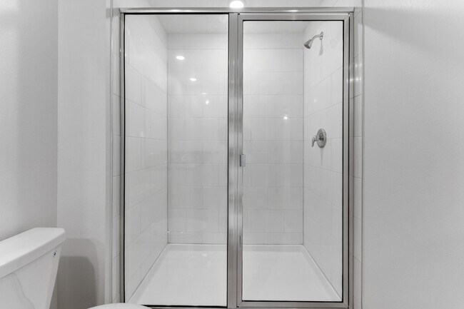 Building Photo - Luxury 3 BR + LOFT/2.5BA/1 Car Garage Luxury Townhome in the highly desirable GATED community of ...