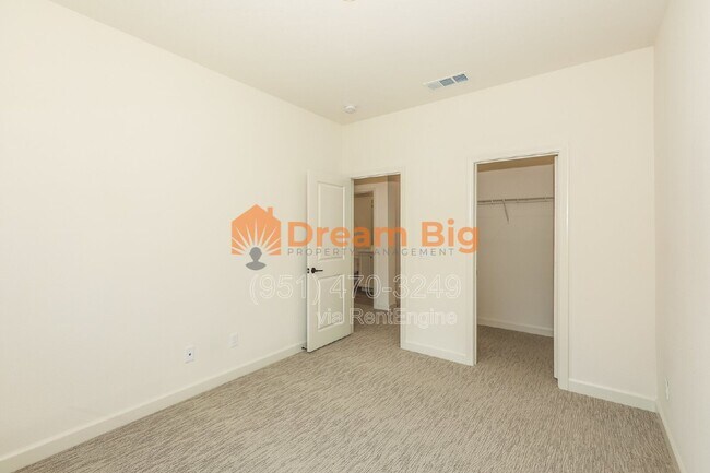 Building Photo - 3605 E Delight Paseo