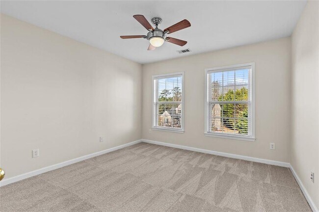 Building Photo - 4831 Edinburgh Dr