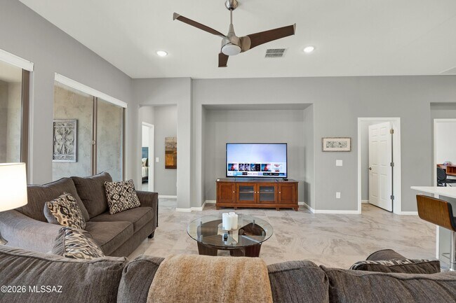 Building Photo - 39589 S Summerwood Dr